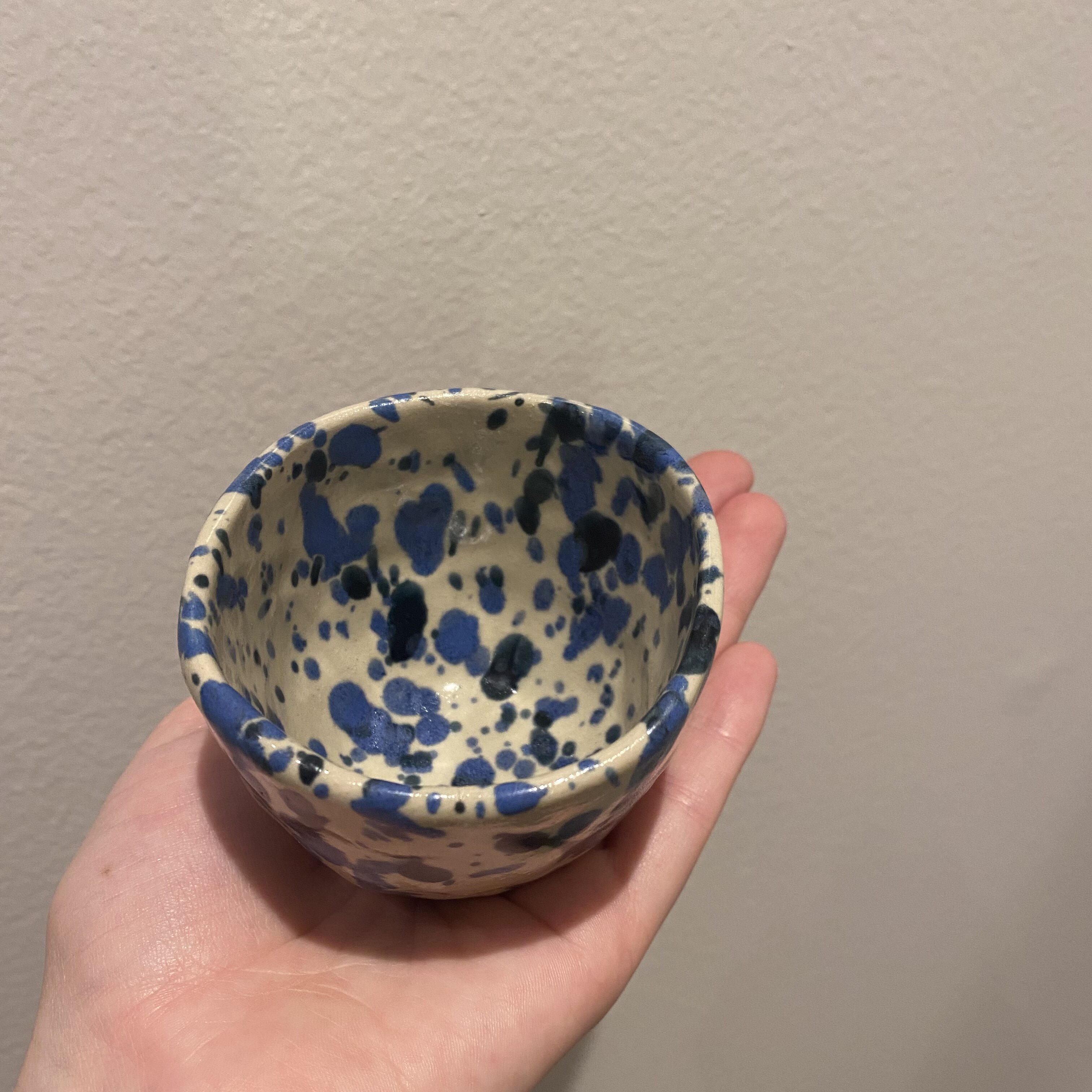 Speckled cups